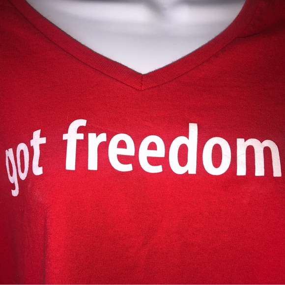 Got Freedom Red V Neck woman’s short sleeve 100% cotton T-shirt 4th of July - Picture 4 of 4